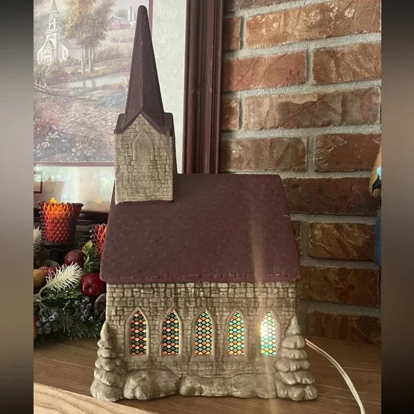 ❤️ Rare Vintage 1981 Large Catholic Stained Glass Lighted Musical Church‼️FINAL